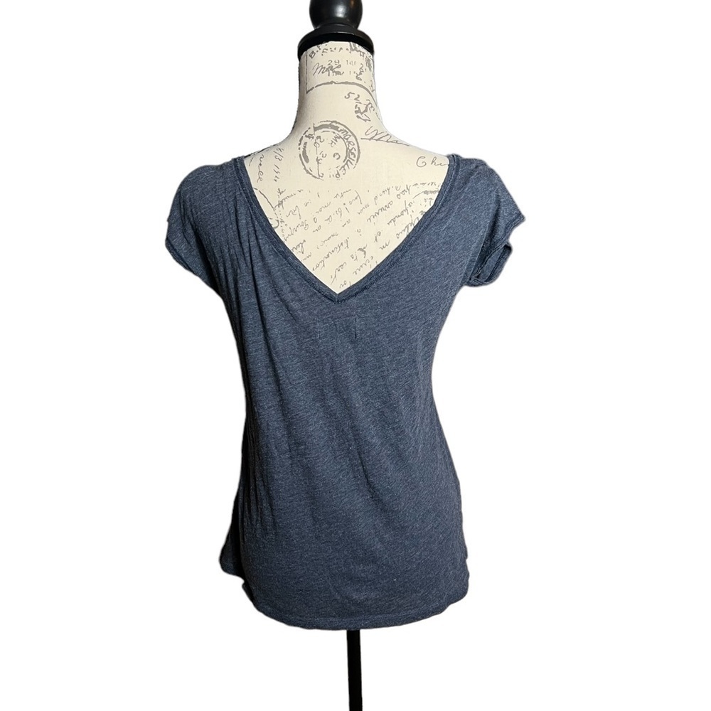 Gilly Hicks T-shirt size L - Picture 2 of 5